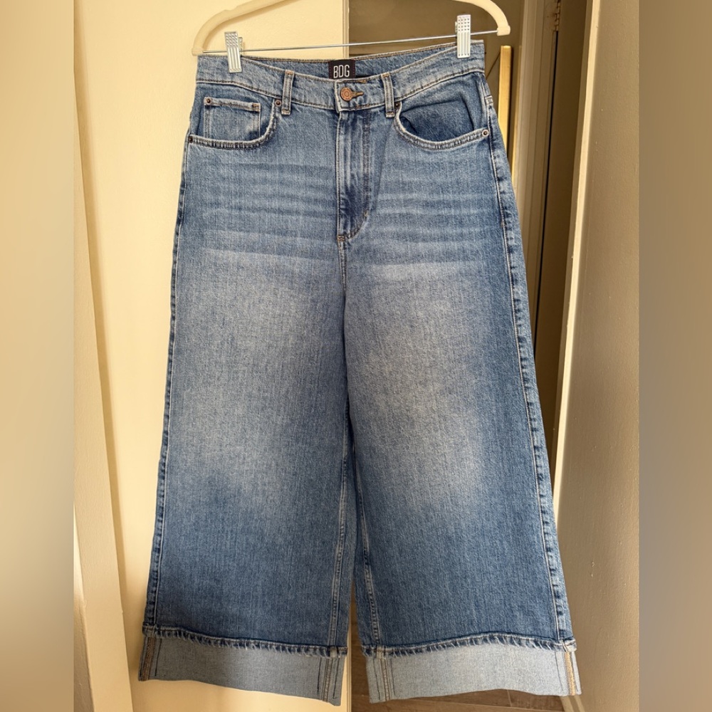 High rise wide leg - never worn, hemmed